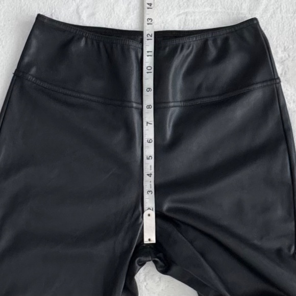 NWOT WeWoreWhat Vegan Leather Stirrup Legging Black Size M - Picture 11 of 16